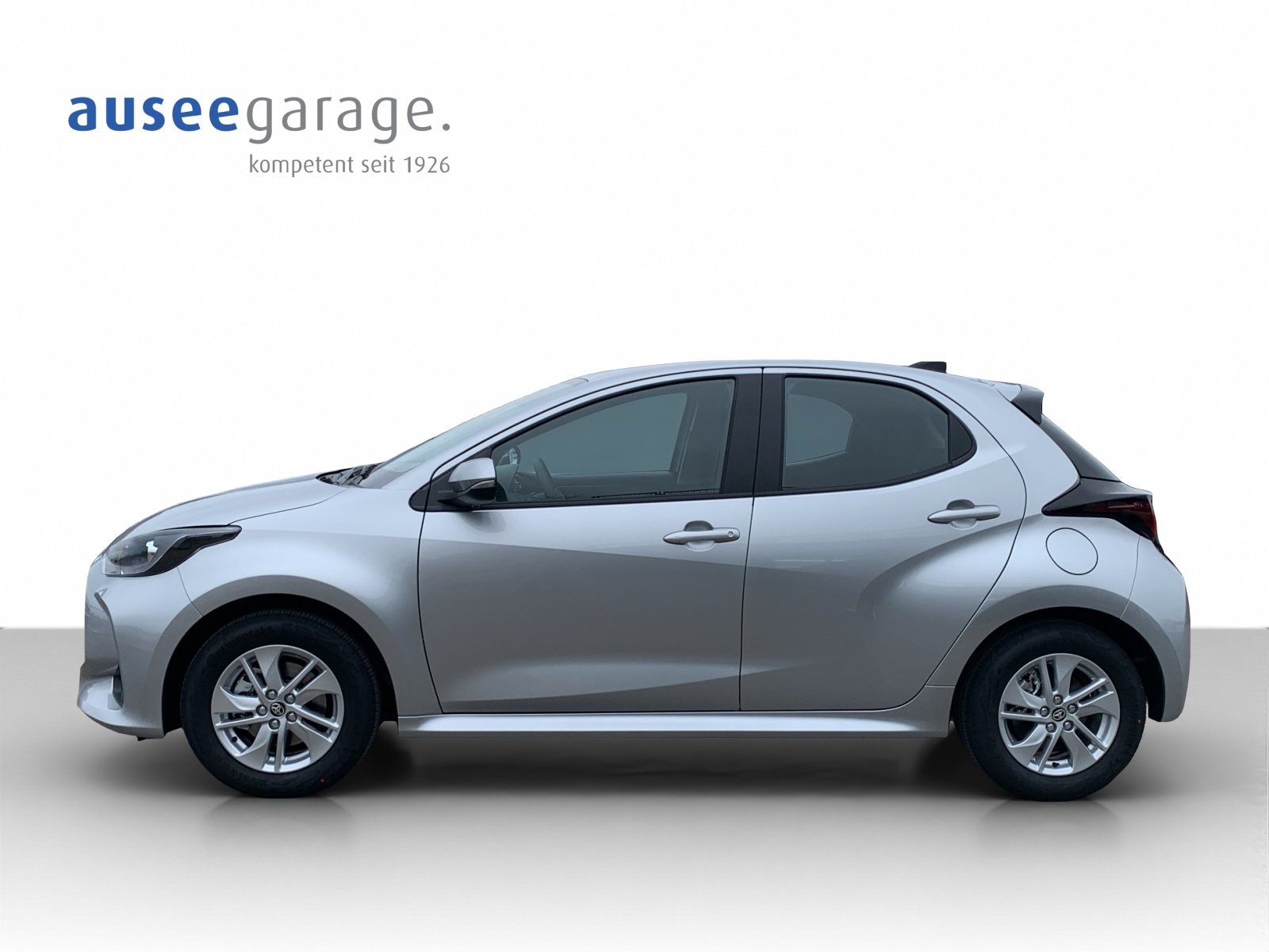 TOYOTA Yaris 1.5 VVT-i HSD Comfort, Full-Hybrid Petrol/Electric, New car, Automatic - 3