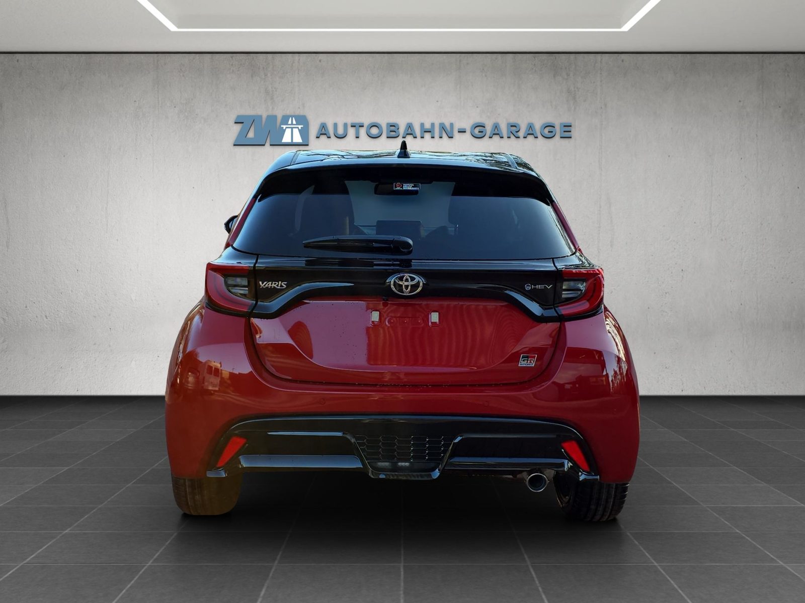 TOYOTA Yaris 1.5 VVT-i HSD GR Sport, Full-Hybrid Petrol/Electric, New car, Automatic - 4
