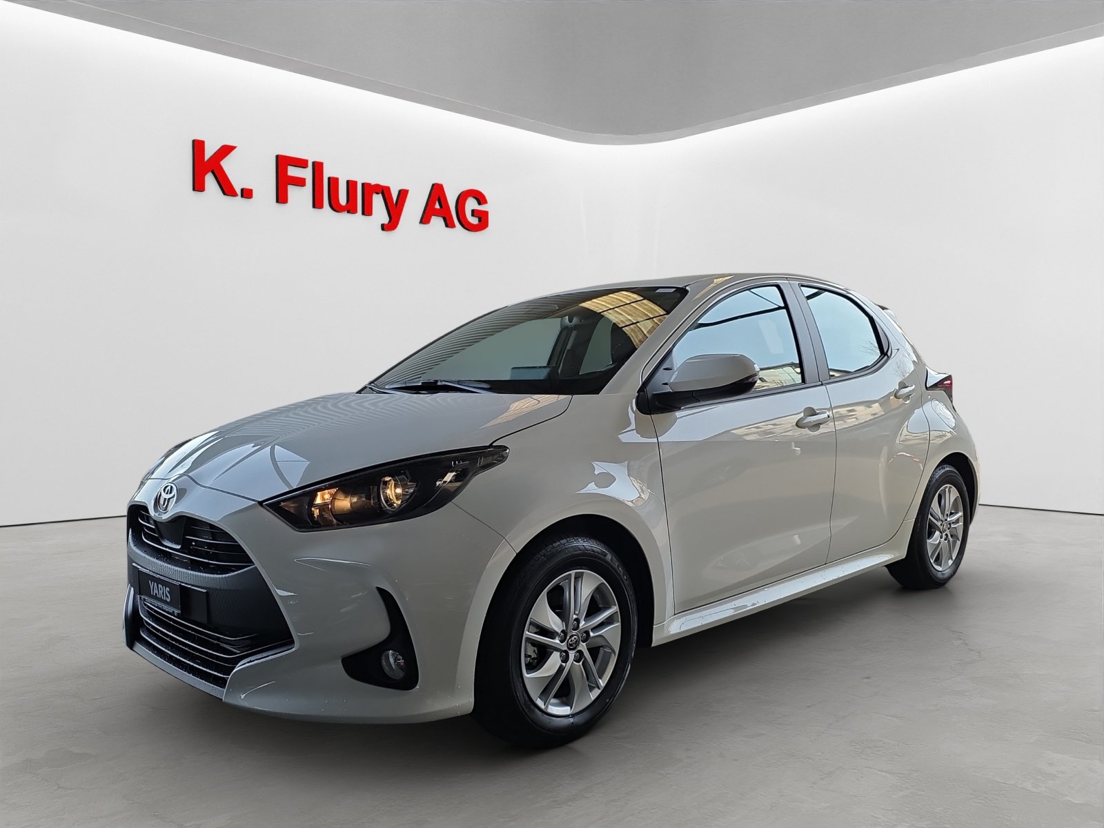 TOYOTA Yaris 1.5 VVT-i HSD Comfort