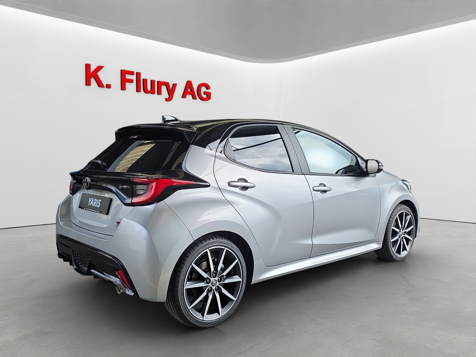 TOYOTA Yaris 1.5 VVT-i HSD GR Sport, Full-Hybrid Petrol/Electric, New car, Automatic - 5