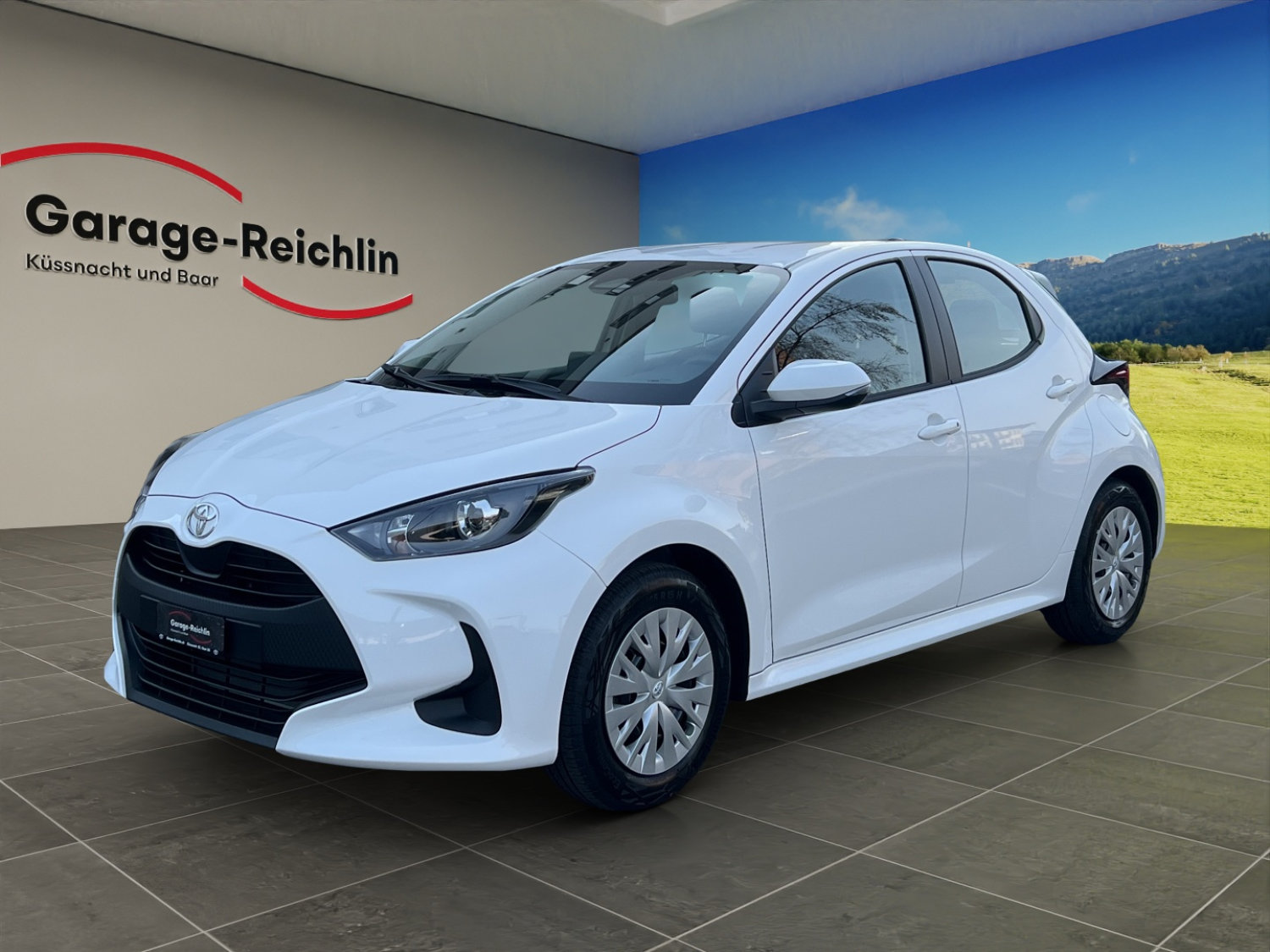 TOYOTA Yaris 1.5 VVT-i HSD Comfort