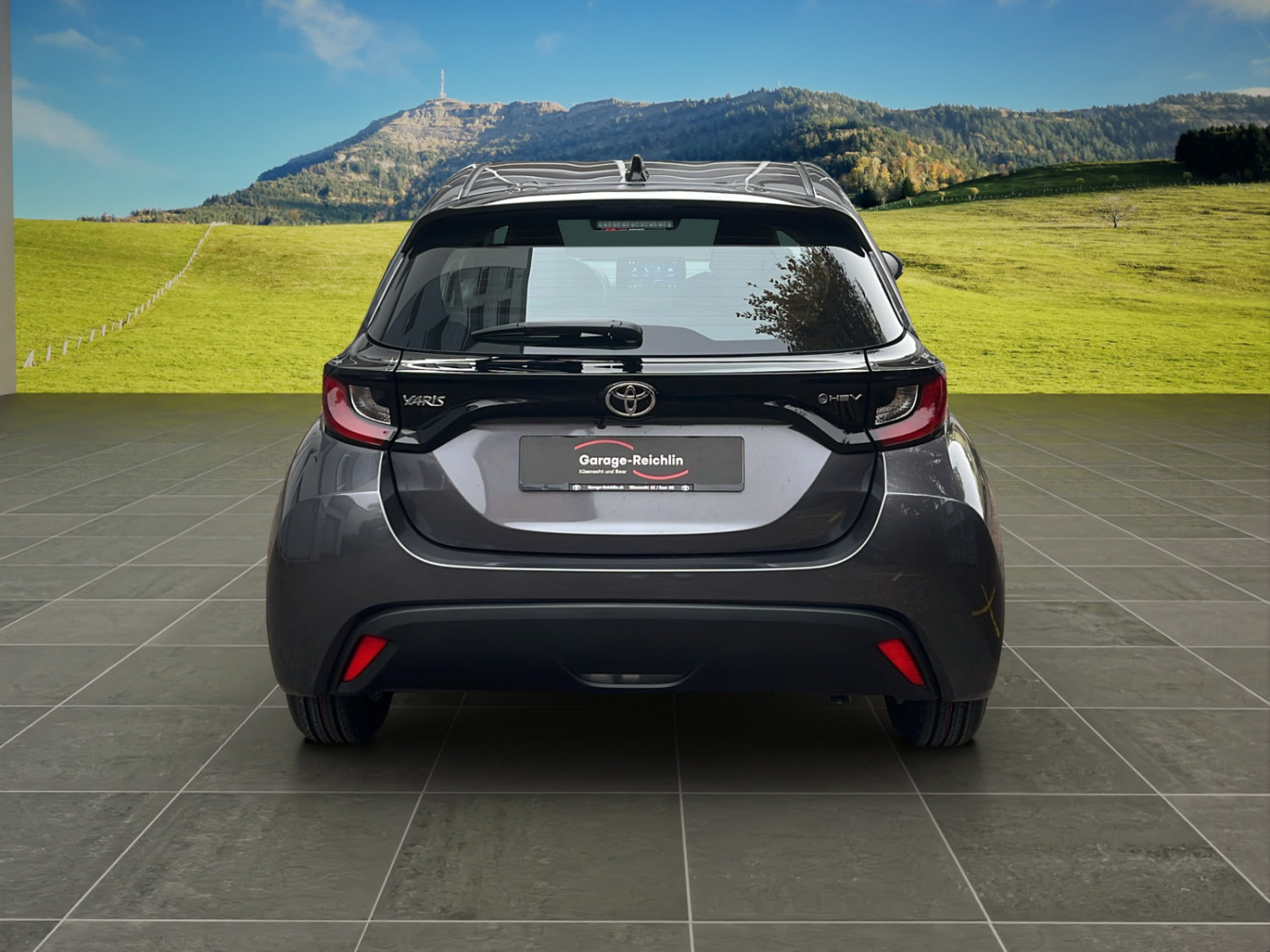 TOYOTA Yaris 1.5 VVT-i HSD Comfort, Full-Hybrid Petrol/Electric, New car, Automatic - 4