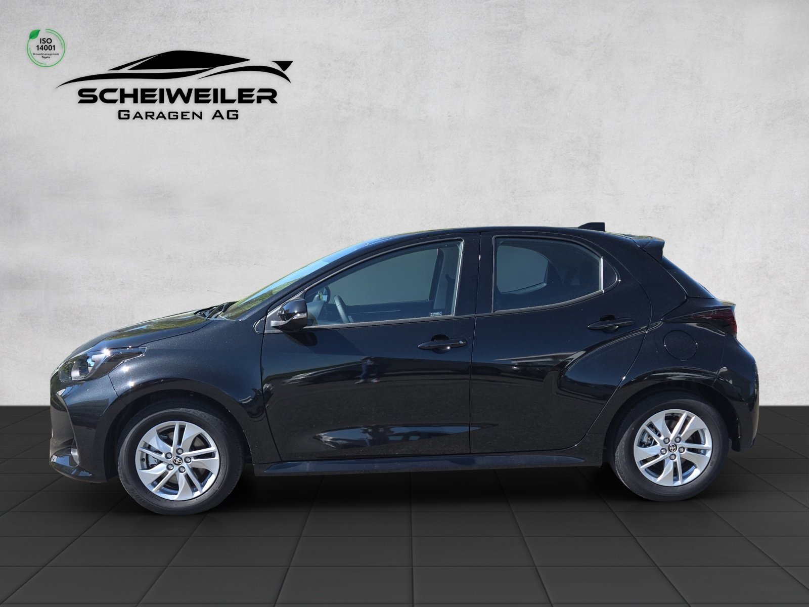 TOYOTA Yaris 1.5 VVT-i HSD Comfort, Petrol, New car, Automatic - 2