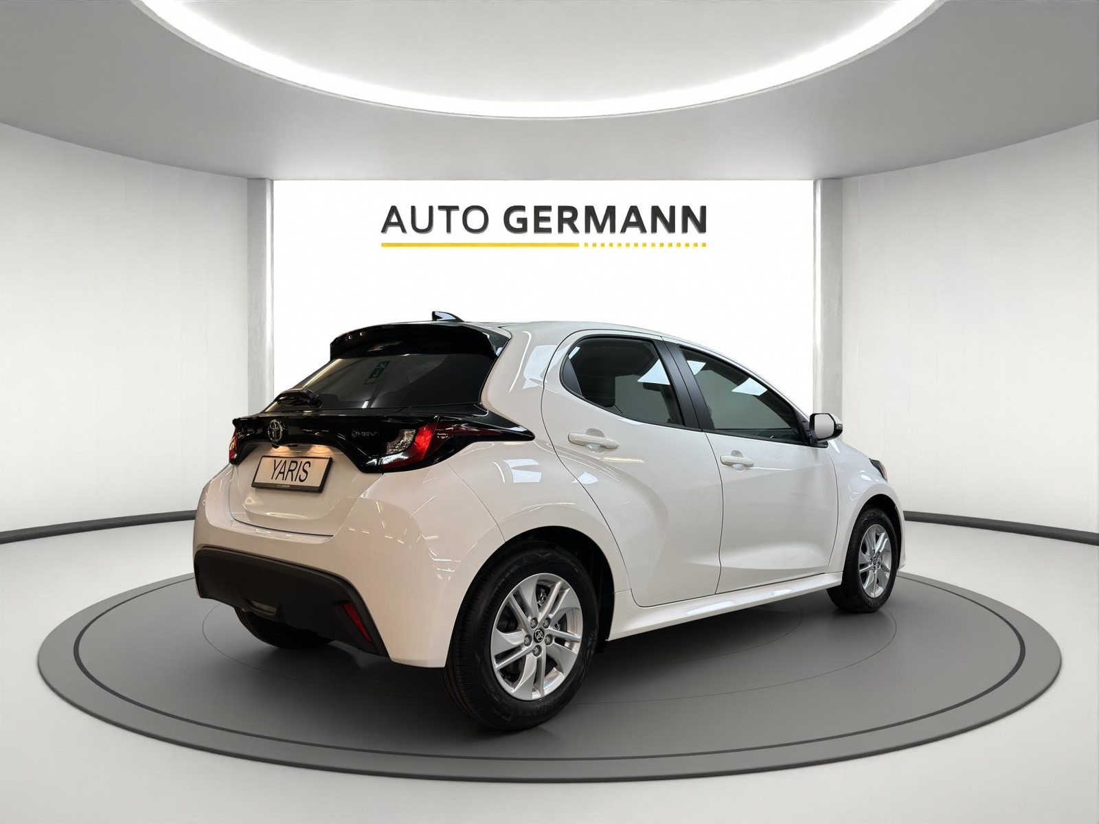 TOYOTA Yaris 1.5 VVT-i HSD Comfort, Full-Hybrid Petrol/Electric, New car, Automatic - 3