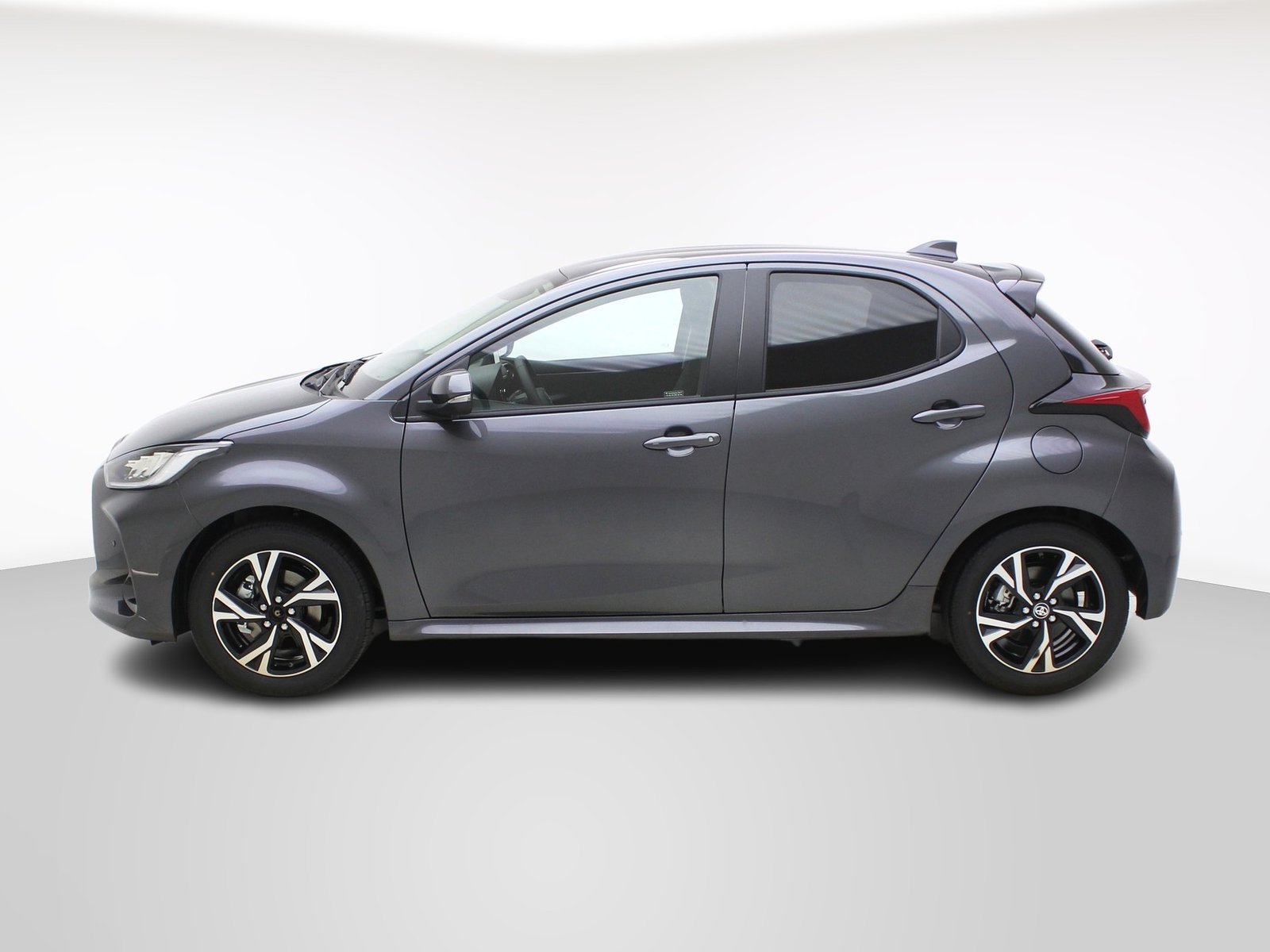 TOYOTA Yaris 1.5 VVT-i HSD Trend ** mit Lenkradheizung **, Hybride Integrale Benzina/Elettrica, Auto nuove, Automatico - 2