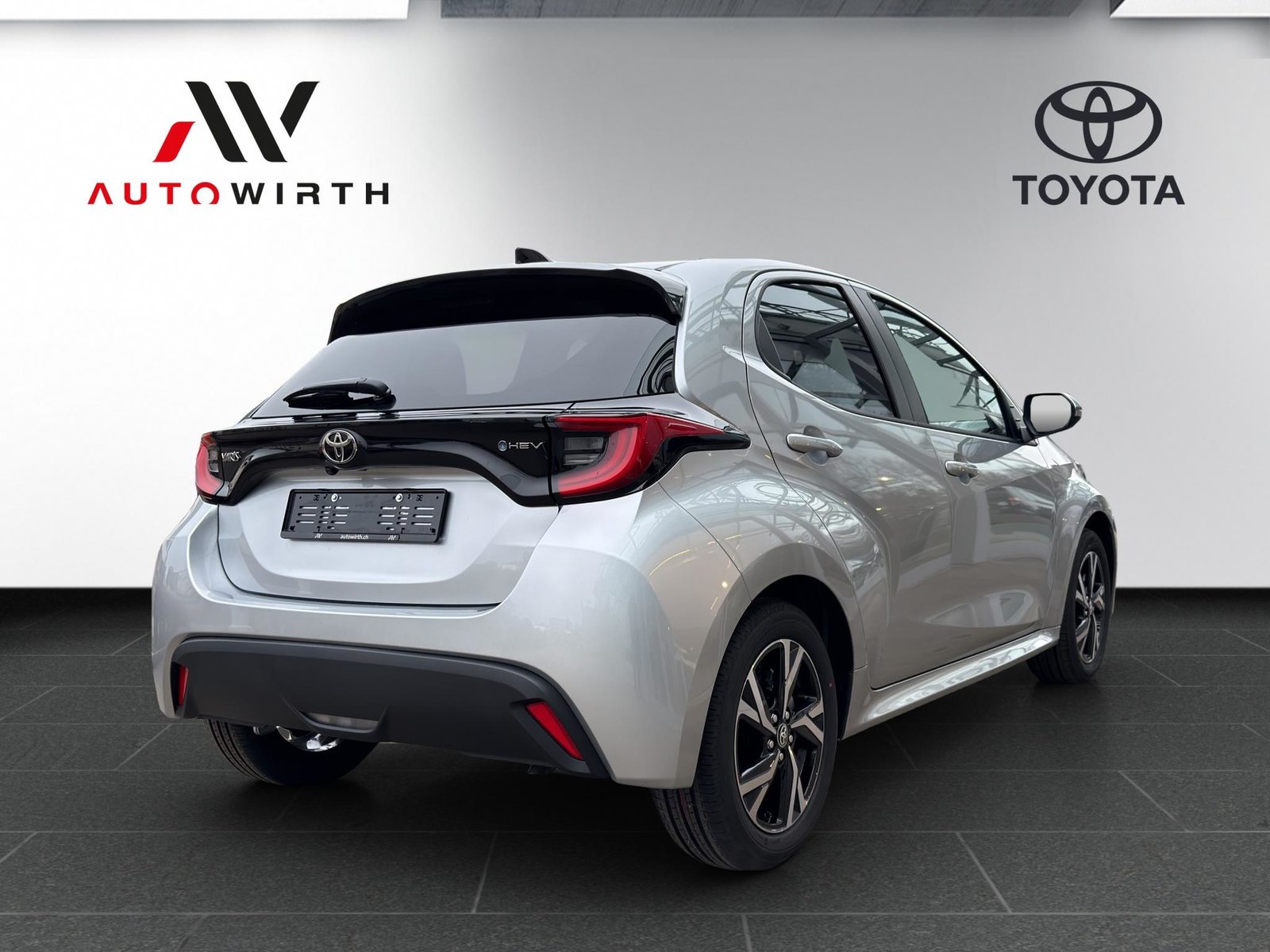 TOYOTA Yaris 1.5 VVT-i HSD Trend, Hybride Integrale Benzina/Elettrica, Auto nuove, Automatico - 5