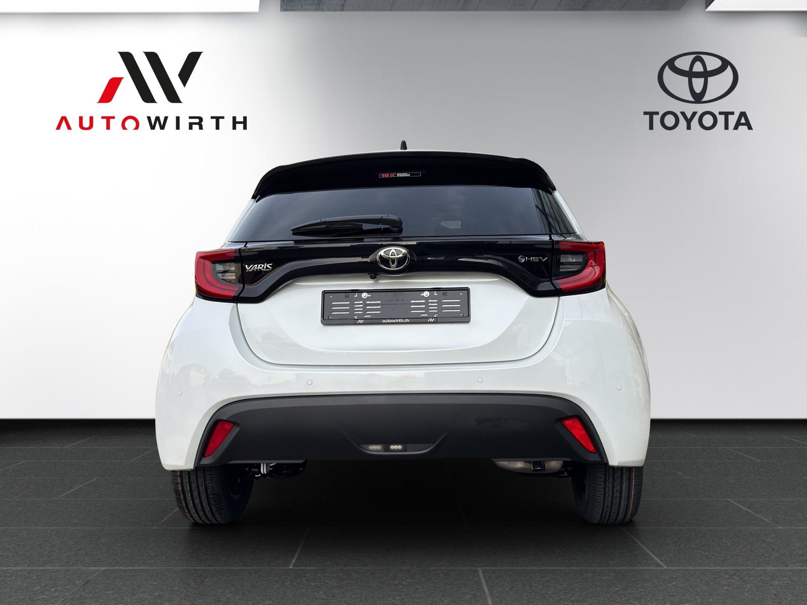 TOYOTA Yaris 1.5 VVT-i HSD Trend, Full-Hybrid Petrol/Electric, New car, Automatic - 6