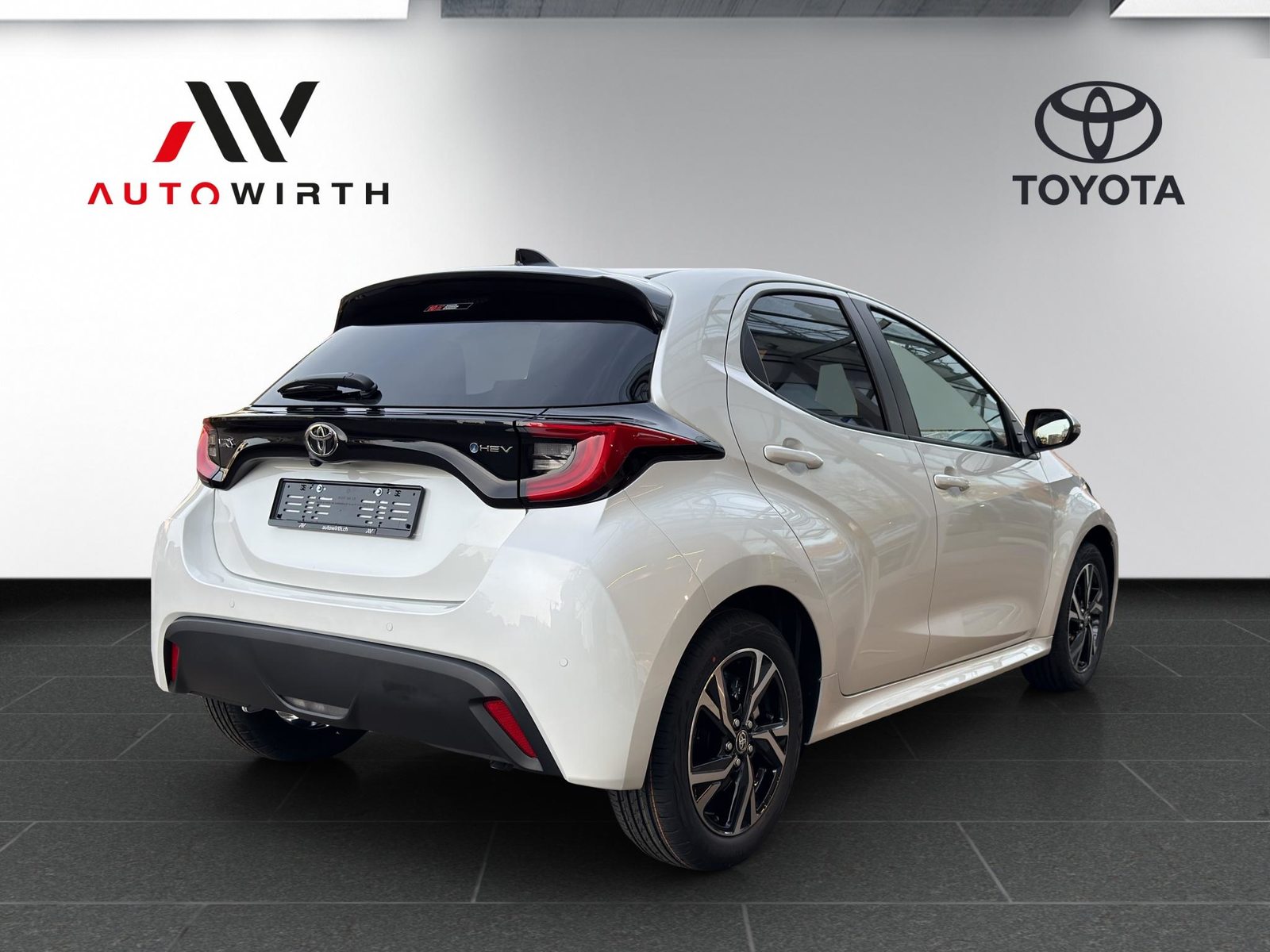 TOYOTA Yaris 1.5 VVT-i HSD Trend, Hybride Integrale Benzina/Elettrica, Auto nuove, Automatico - 5