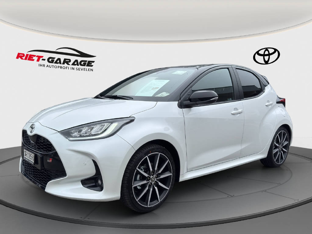 TOYOTA Yaris 1.5 VVT-i HSD GR Sport
