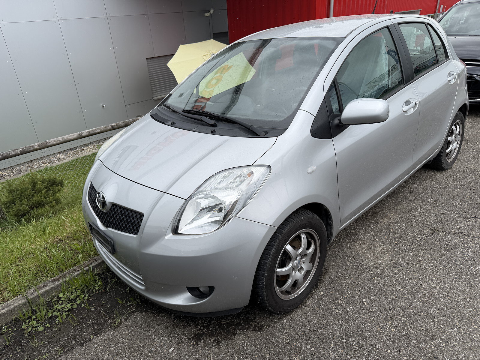 TOYOTA Yaris 1.3 16V Linea Sol, Petrol, New car, Manual - 2