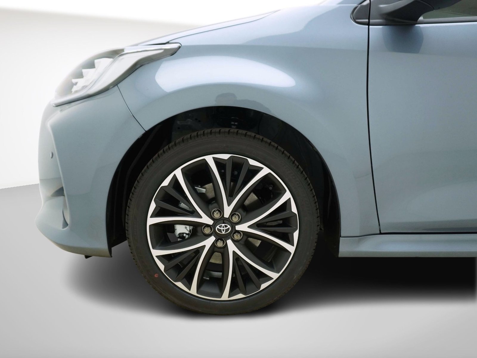 TOYOTA Yaris 1.5 VVT-i HSD Trend, Hybride Intégral Essence/Électricité, Voiture nouvelle, Automatique - 6