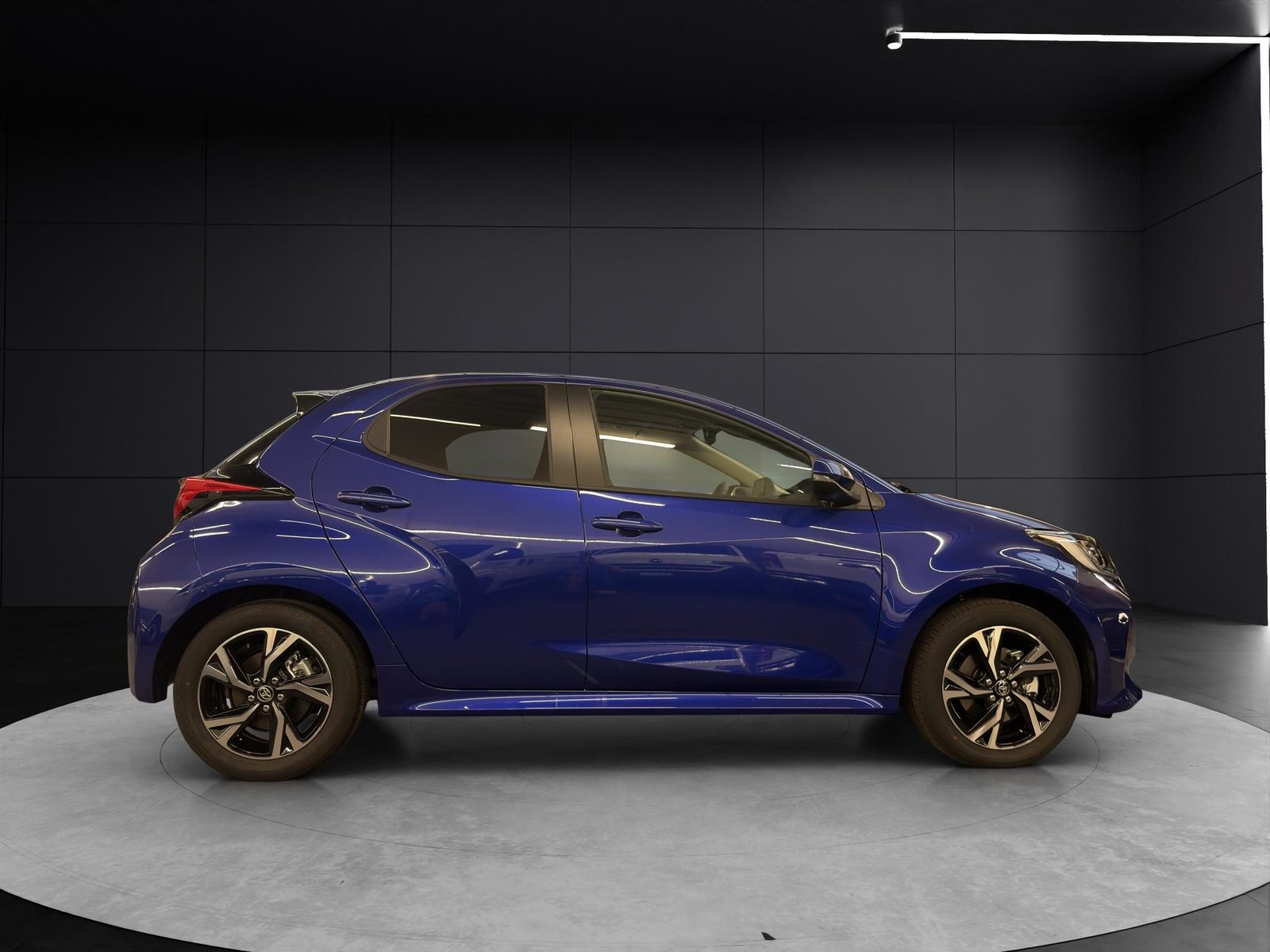 TOYOTA Yaris 1.5 VVT-i HSD Trend, Voll-Hybrid Benzin/Elektro, Neuwagen, Automatik - 6