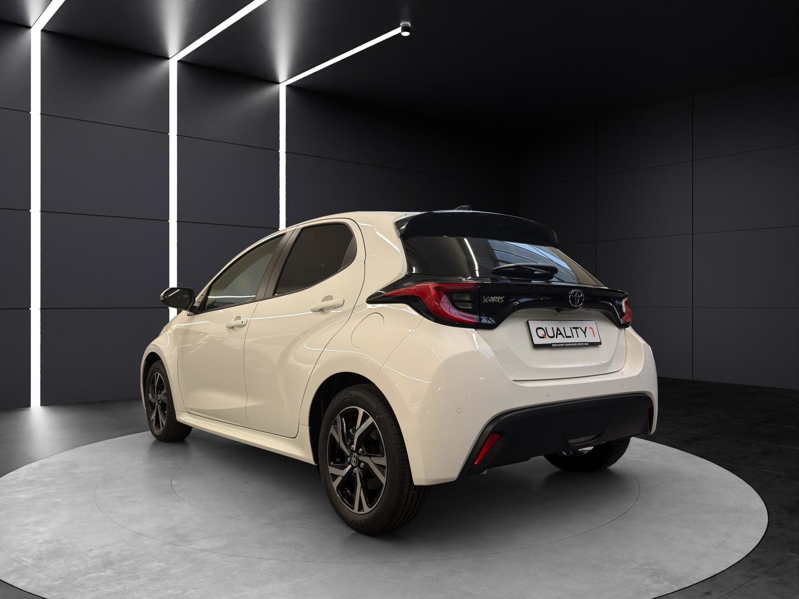 TOYOTA Yaris 1.5 VVT-i HSD Trend, Full-Hybrid Petrol/Electric, New car, Automatic - 3