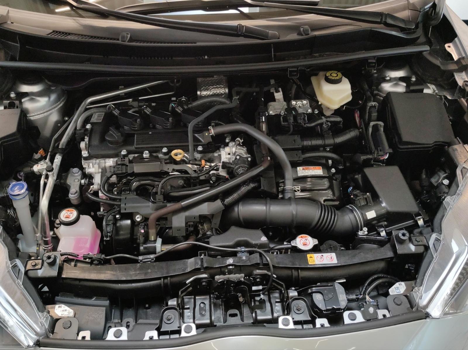 TOYOTA Yaris 1.5 VVT-i HSD GR Sport, Hybride Intégral Essence/Électricité, Voiture nouvelle, Automatique - 6