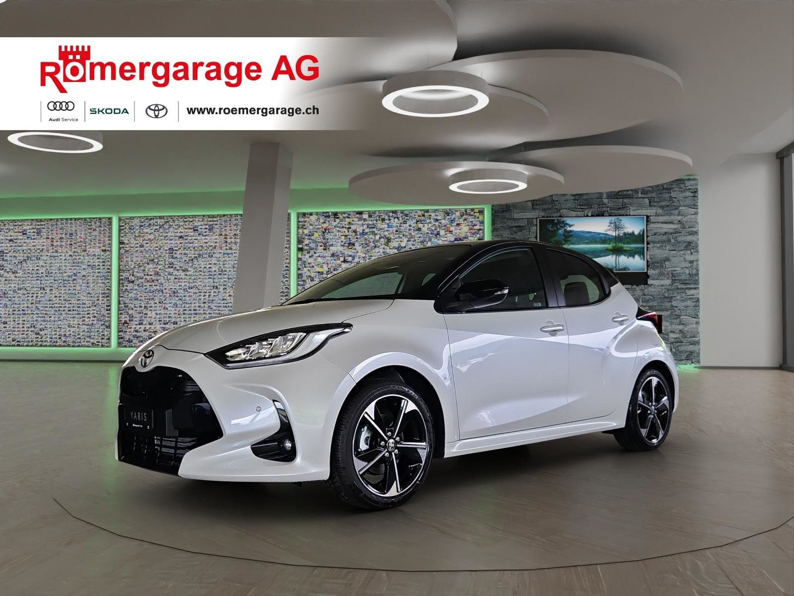 TOYOTA Yaris 1.5 VVT-i HSD Premium