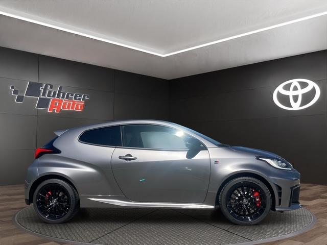TOYOTA GR Yaris 1.6 Turbo Sport 4x4, Petrol, New car, Automatic - 3