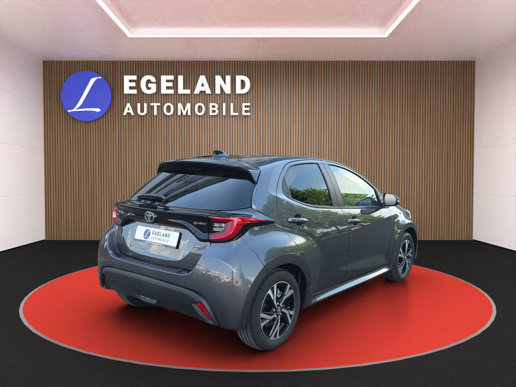 TOYOTA Yaris 1.5 VVT-i HSD Comfort Sport, Voll-Hybrid Benzin/Elektro, Neuwagen, Automatik - 4