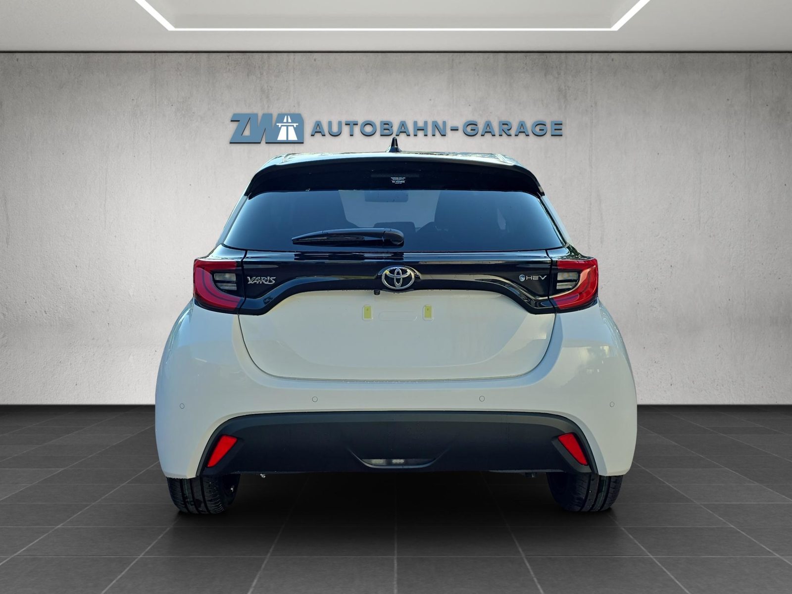 TOYOTA Yaris 1.5 VVT-i HSD Trend, Hybride Integrale Benzina/Elettrica, Auto nuove, Automatico - 4