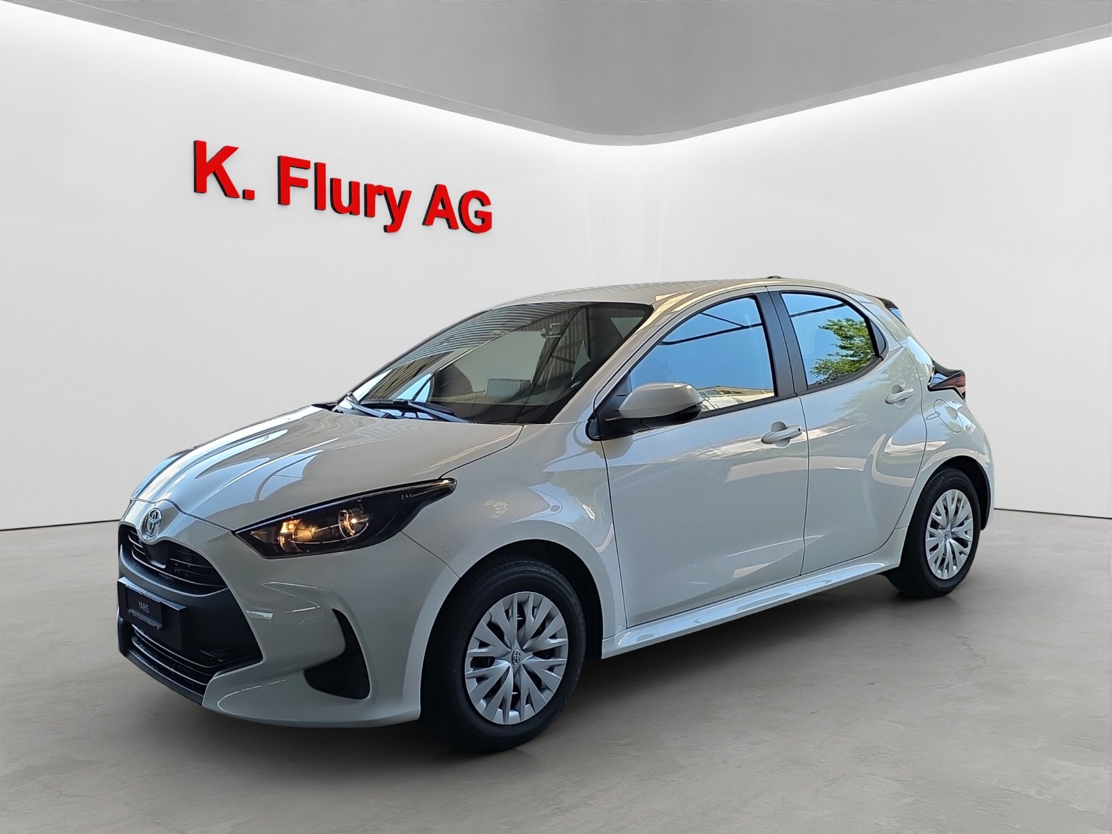 TOYOTA Yaris 1.5 VVT-i HSD Comfort