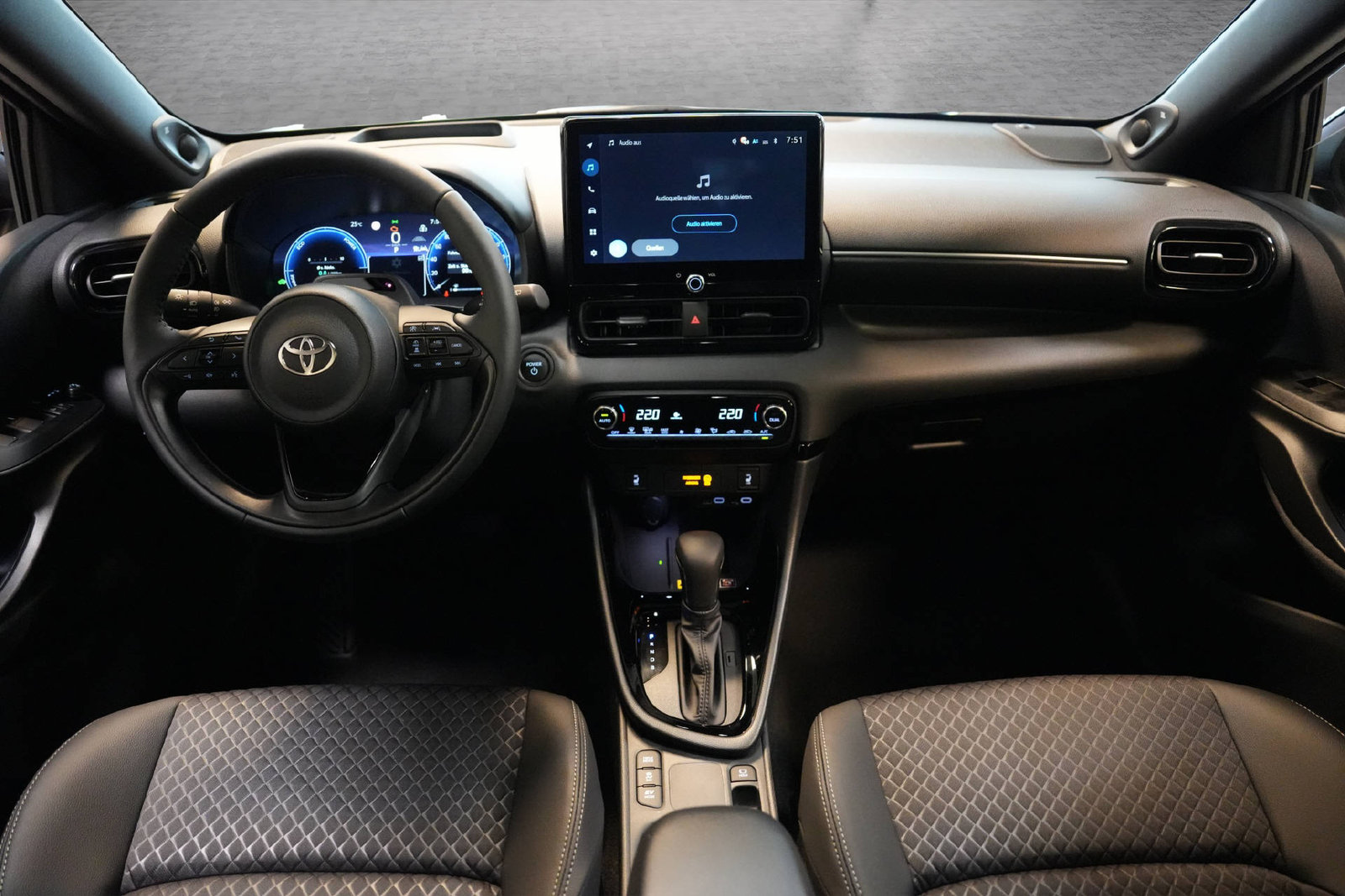 TOYOTA Yaris 1.5 VVT-i HSD Premium, Hybride Integrale Benzina/Elettrica, Auto nuove, Automatico - 7