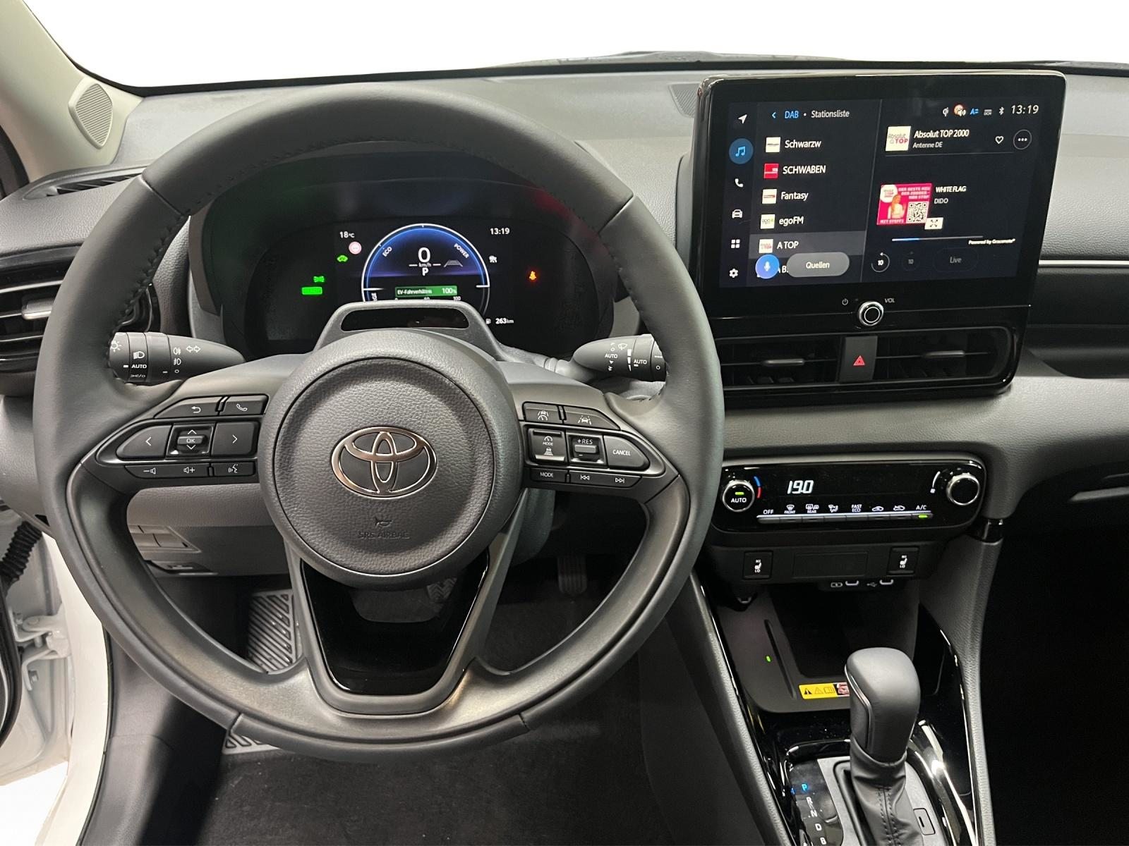 TOYOTA Yaris 1.5 VVT-i HSD Trend, Hybride Intégral Essence/Électricité, Voiture nouvelle, Automatique - 7