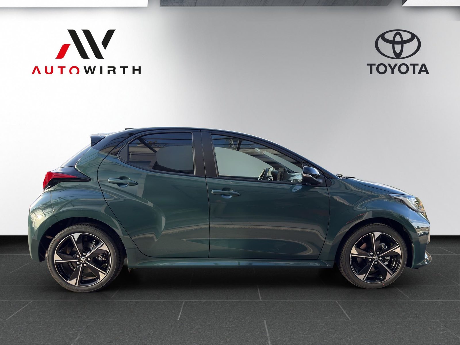 TOYOTA Yaris 1.5 VVT-i HSD Premium, Hybride Integrale Benzina/Elettrica, Auto nuove, Automatico - 4
