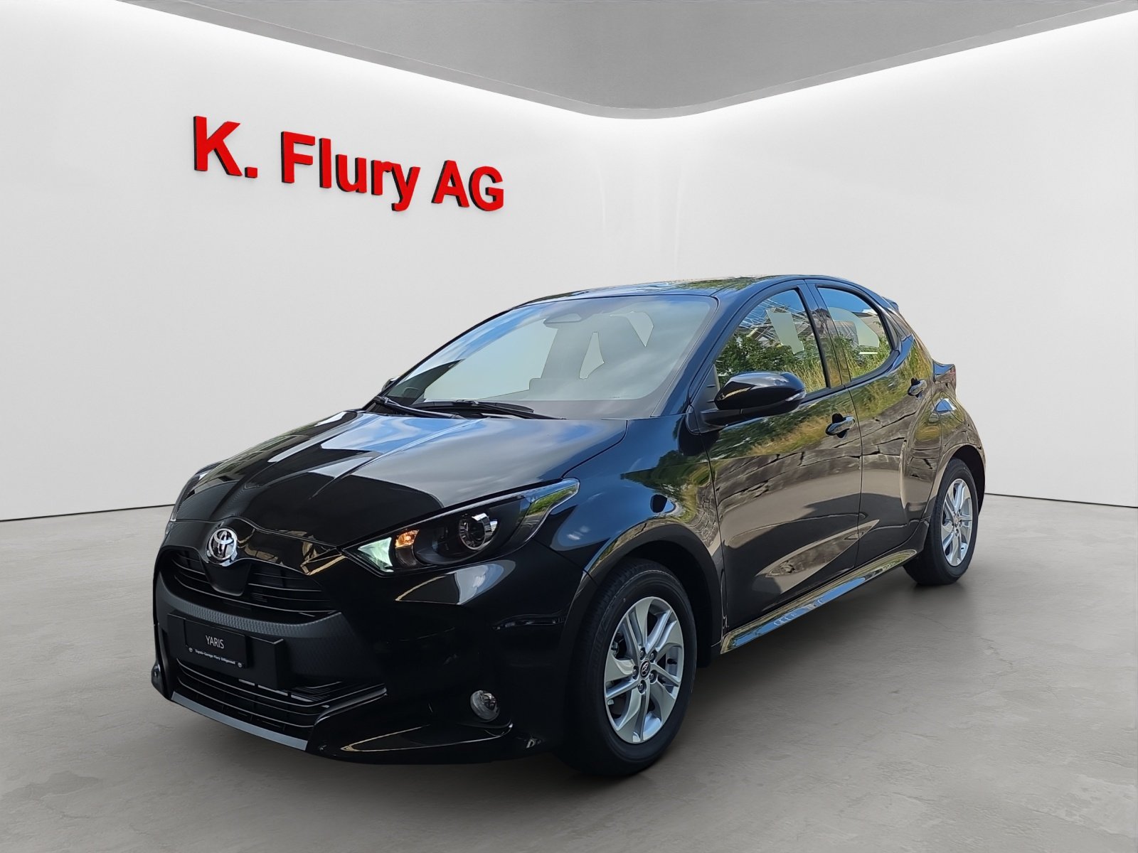 TOYOTA Yaris 1.5 VVT-i HSD Comfort