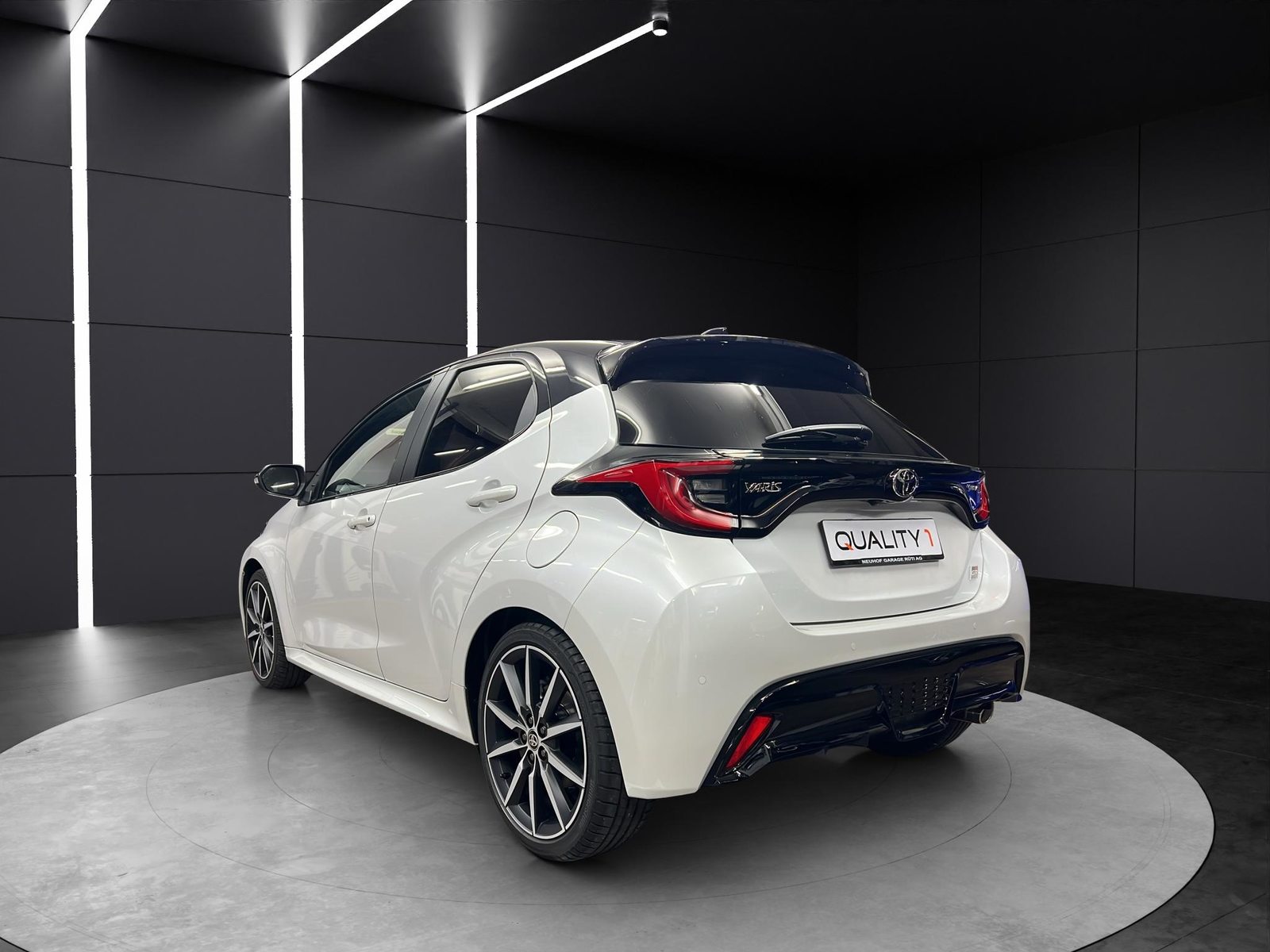 TOYOTA Yaris 1.5 VVT-i HSD GR Sport, Hybride Integrale Benzina/Elettrica, Auto nuove, Automatico - 3