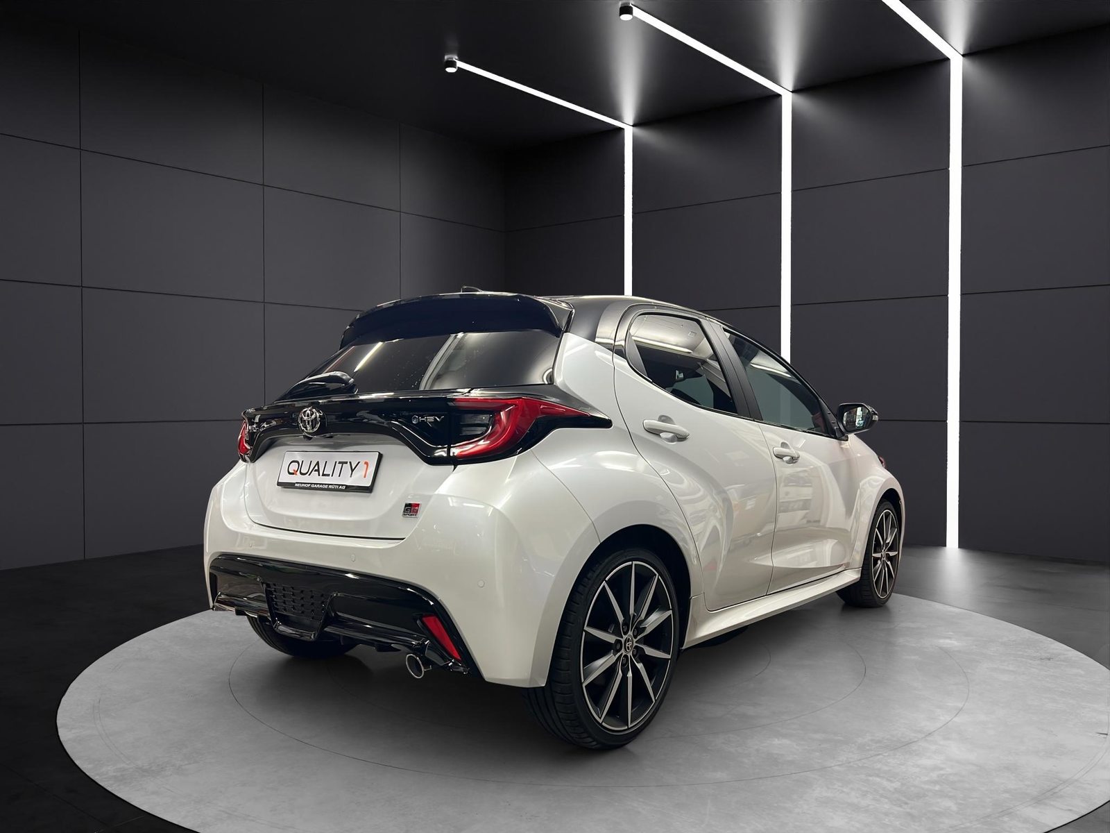 TOYOTA Yaris 1.5 VVT-i HSD GR Sport, Hybride Integrale Benzina/Elettrica, Auto nuove, Automatico - 5