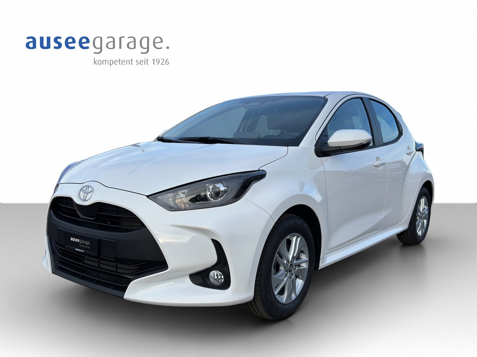 TOYOTA Yaris 1.5 VVT-i HSD Comfort