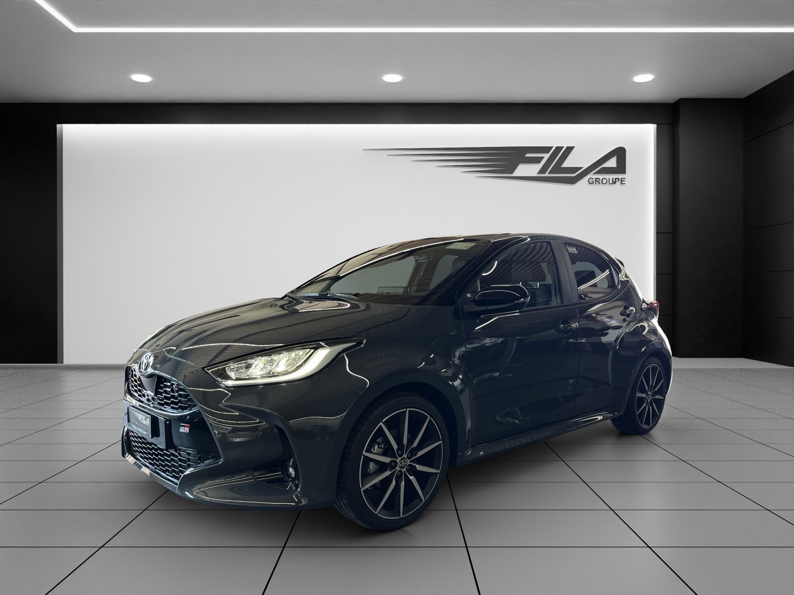 TOYOTA YARIS 1.5 VVT-i HSD GR Sport, Voll-Hybrid Benzin/Elektro, Neuwagen, Automatik - 2