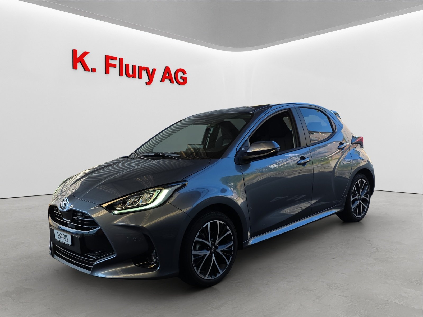TOYOTA Yaris 1.5 VVT-i HSD Trend