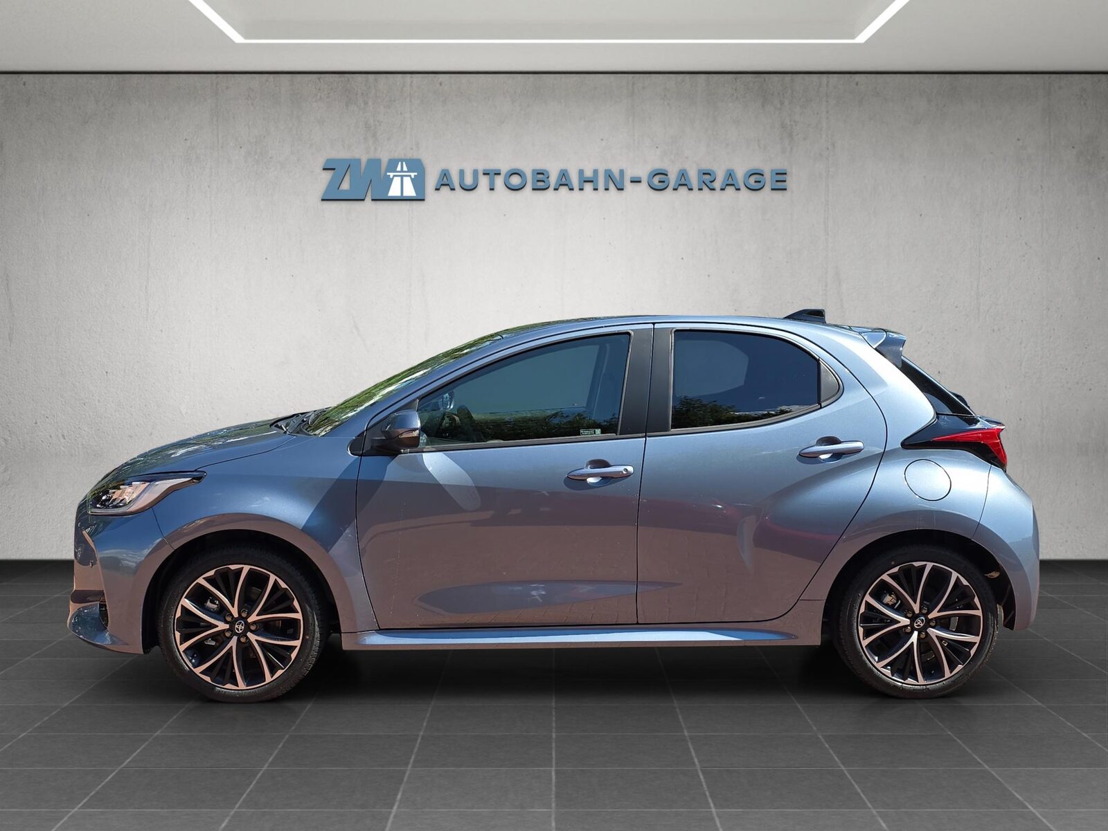 TOYOTA Yaris 1.5 VVT-i HSD Trend, Voll-Hybrid Benzin/Elektro, Neuwagen, Automatik - 2