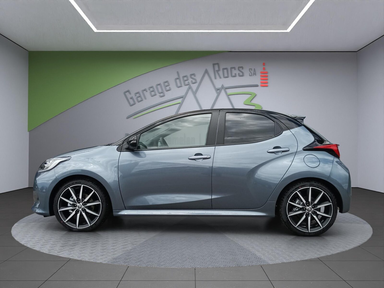 TOYOTA Yaris 1.5 VVT-i HSD GR Sport, Full-Hybrid Petrol/Electric, New car, Automatic - 5