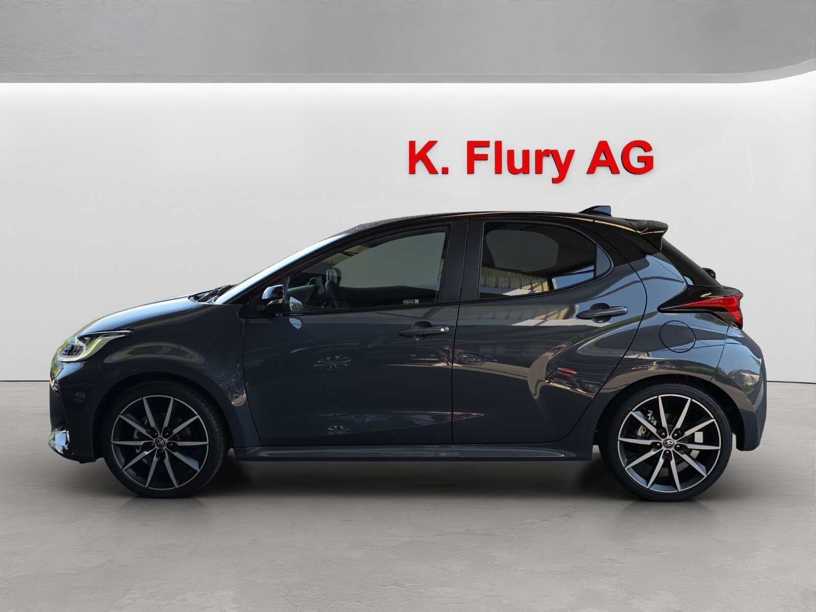 TOYOTA Yaris 1.5 VVT-i HSD GR Sport, Voll-Hybrid Benzin/Elektro, Neuwagen, Automatik - 2