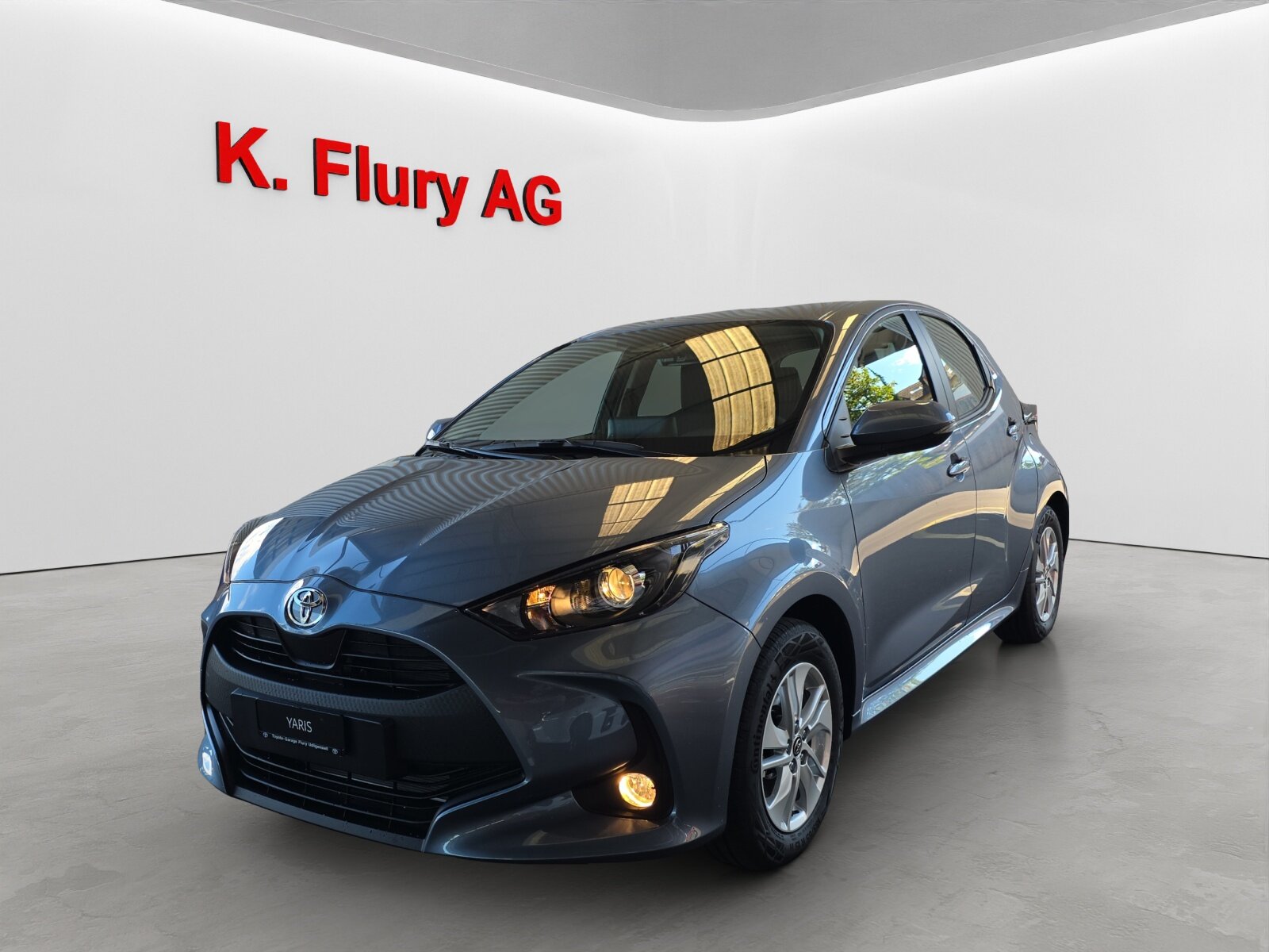 TOYOTA Yaris 1.5 VVT-i HSD Comfort