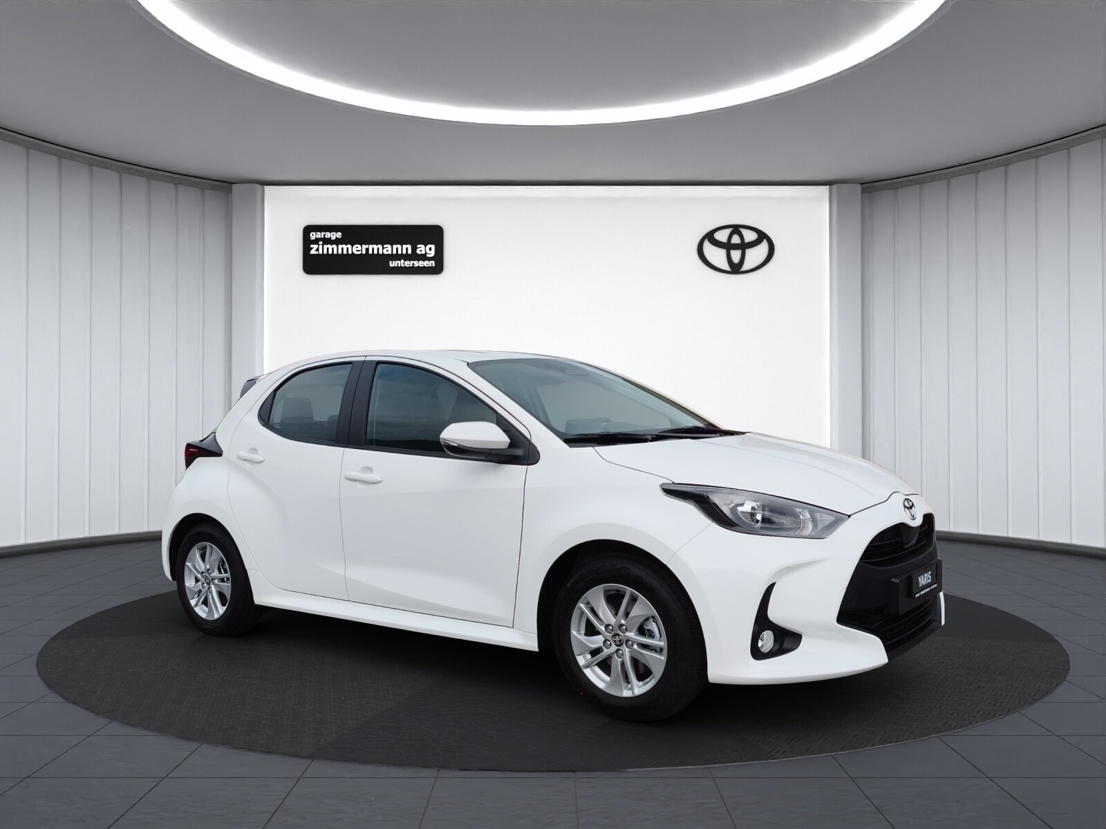 TOYOTA Yaris 1.5 VVT-i HSD Comfort, Hybride Intégral Essence/Électricité, Voiture nouvelle, Automatique - 4