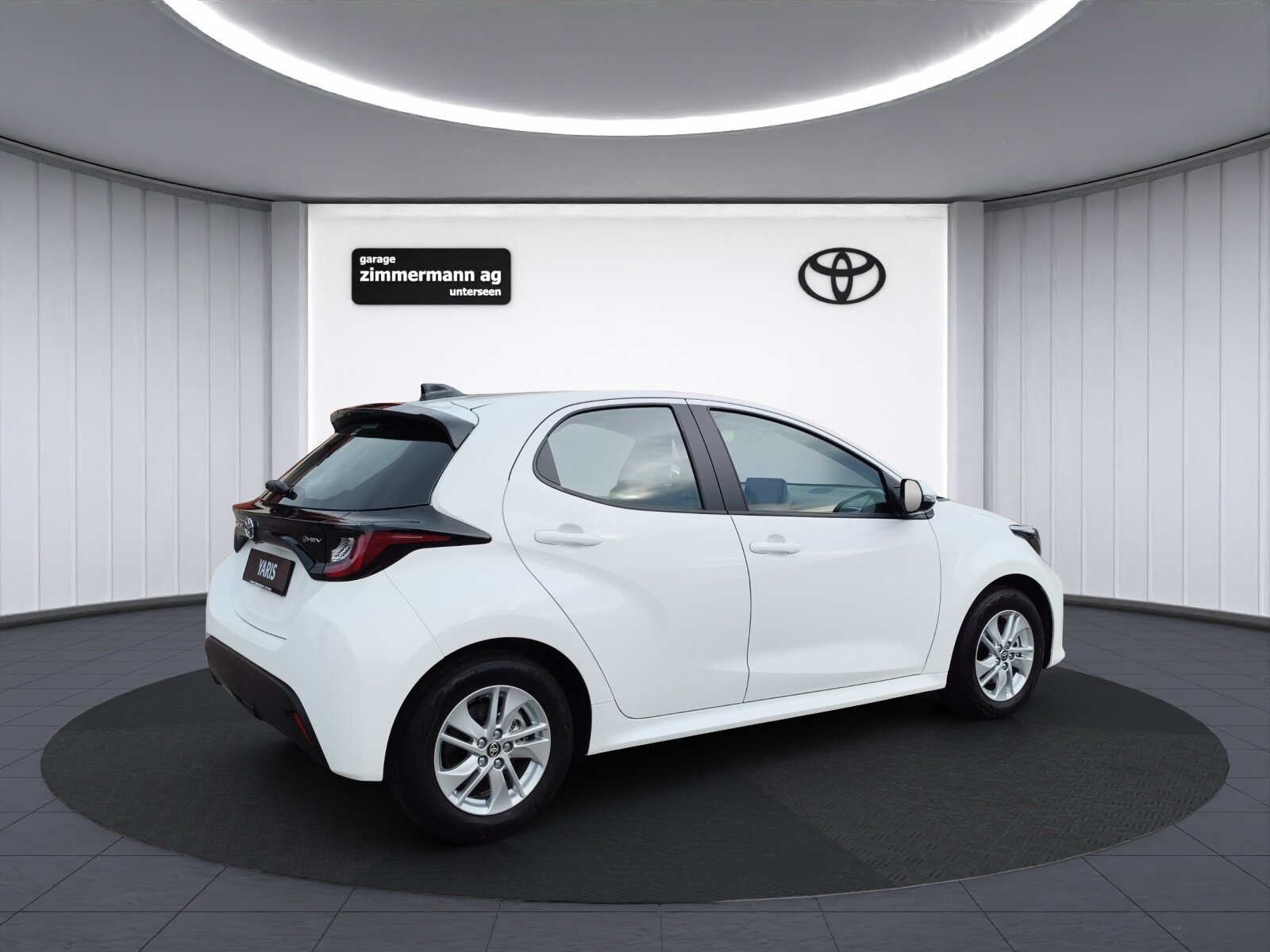 TOYOTA Yaris 1.5 VVT-i HSD Comfort, Hybride Intégral Essence/Électricité, Voiture nouvelle, Automatique - 6