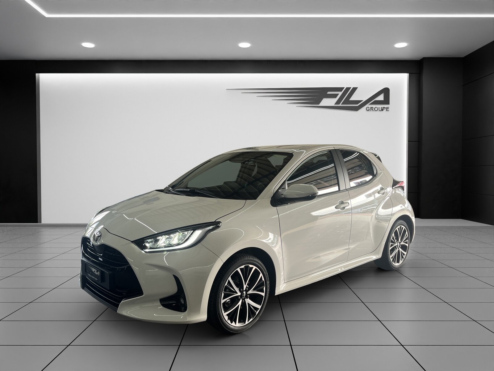 TOYOTA Yaris 1.5 VVT-i HSD Trend, Voll-Hybrid Benzin/Elektro, Neuwagen, Automatik - 2