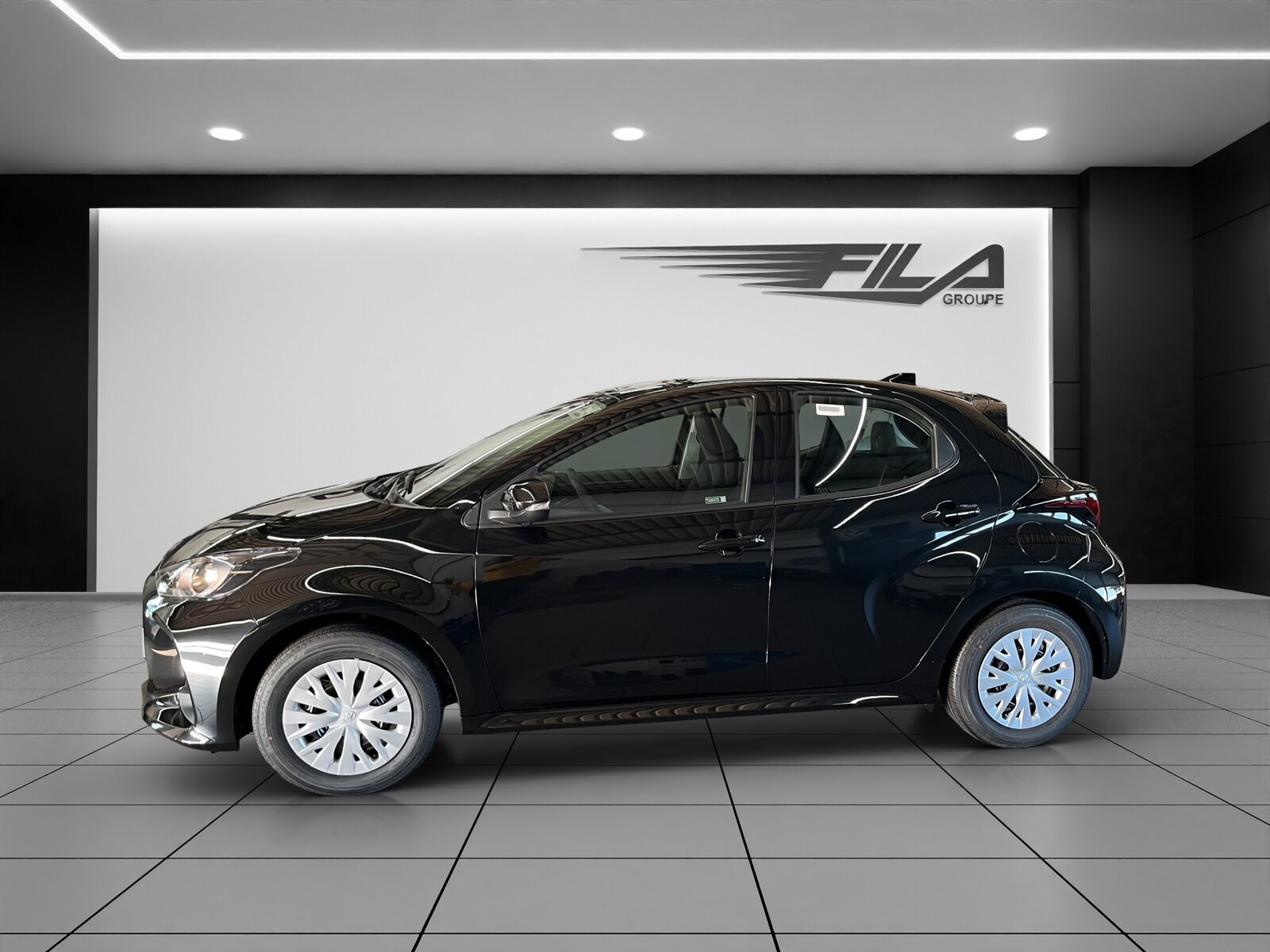 TOYOTA YARIS 1.5 VVT-i HSD Comfo, Voll-Hybrid Benzin/Elektro, Neuwagen, Automatik - 4