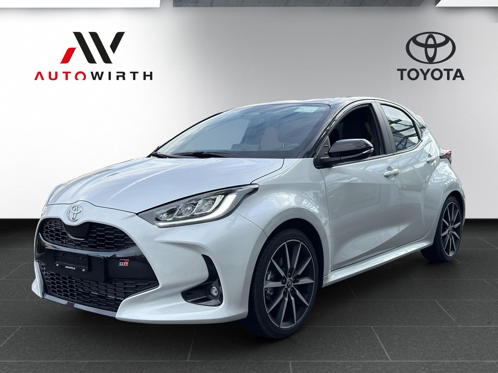 TOYOTA Yaris 1.5 VVT-i HSD GR Sport