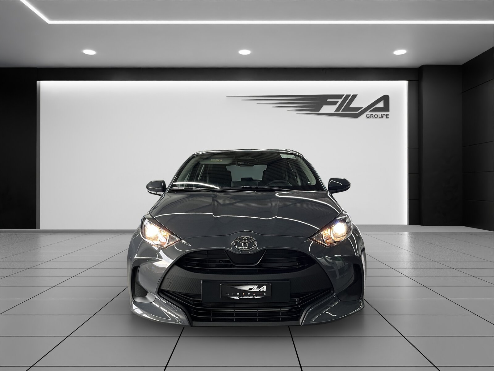 TOYOTA YARIS 1.5 VVT-i HSD Comfort, Hybride Intégral Essence/Électricité, Voiture nouvelle, Automatique - 3