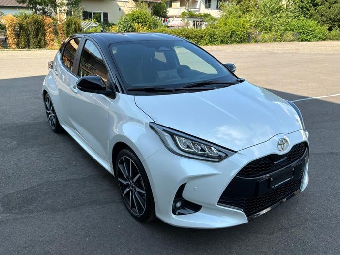 TOYOTA YARIS 1.5 VVT-i HSD GR Sport, Full-Hybrid Petrol/Electric, New car, Automatic