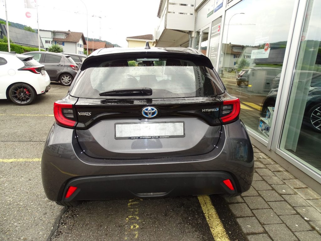 TOYOTA YARIS 1.5 VVT-i HSD Trend, Voll-Hybrid Benzin/Elektro, Occasion / Gebraucht, Automatik - 4