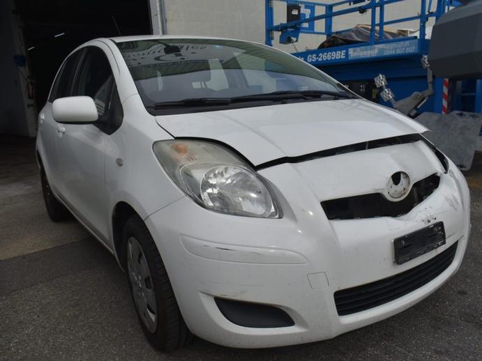 TOYOTA 1.33 VVT-i Linea Luna, Essence, Occasion / Utilisé, Manuelle