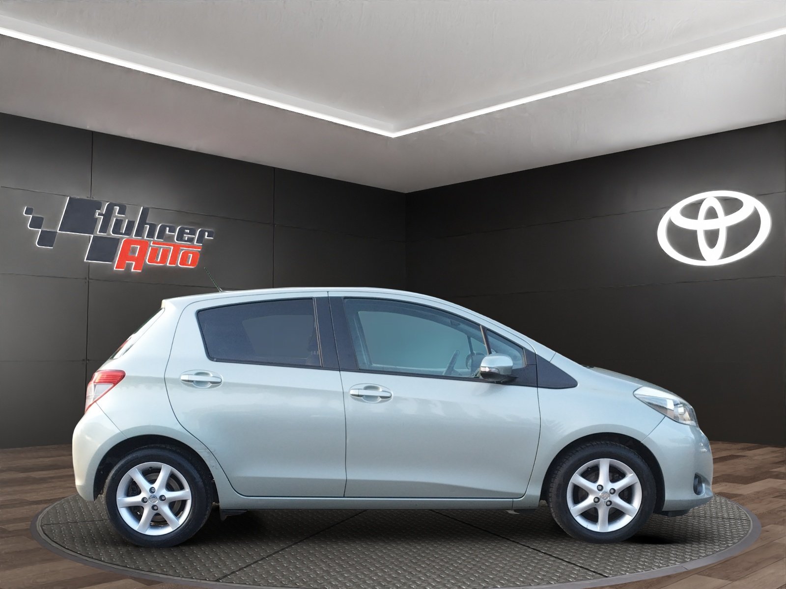 TOYOTA Yaris 1.33 VVT-i Sol, Benzina, Occasioni / Usate, Manuale - 7