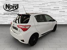 TOYOTA Yaris 1.5 VVT-i HSD GR-S, Full-Hybrid Petrol/Electric, Second hand / Used, Automatic - 2