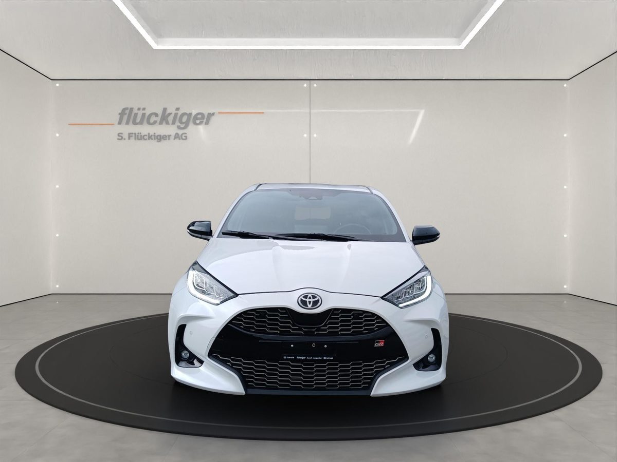 TOYOTA Yaris 1.5 VVT-i HSD GR Sport, Hybride Intégral Essence/Électricité, Occasion / Utilisé, Automatique - 2