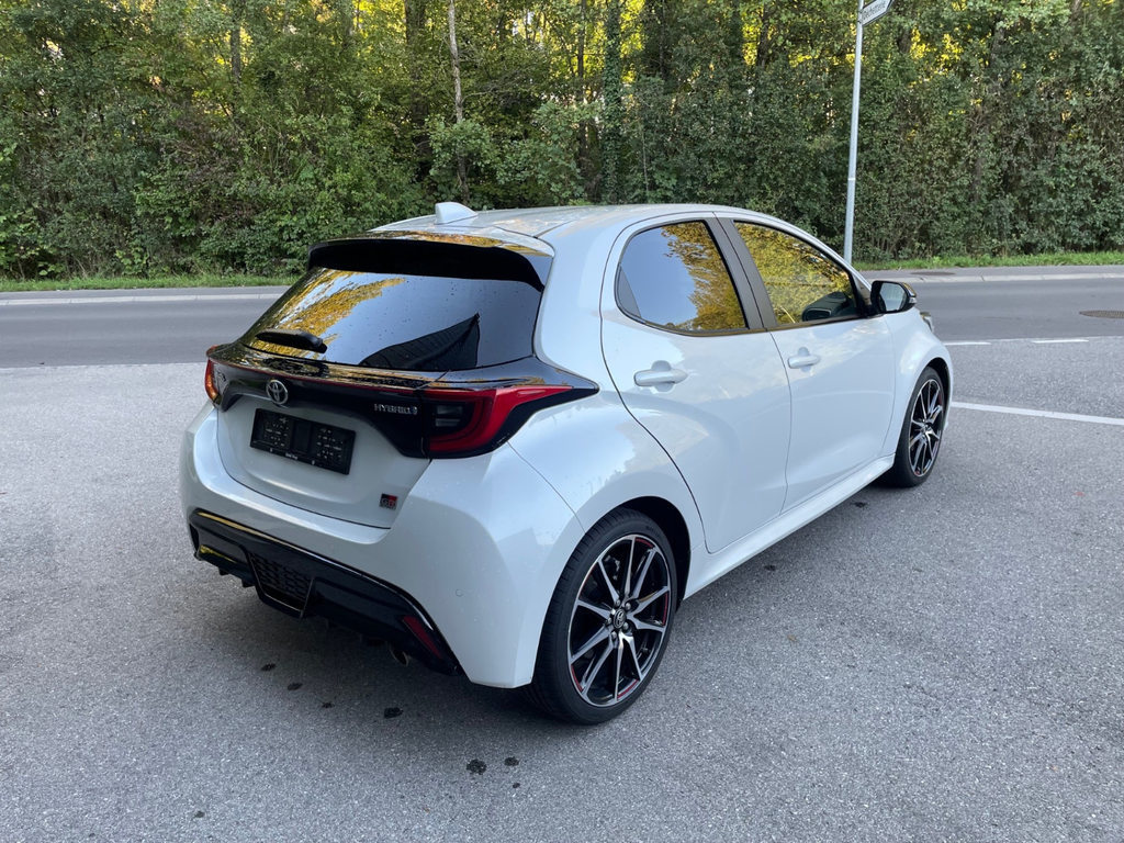 TOYOTA Yaris 1.5 VVT-i HSD GR Sport, Voll-Hybrid Benzin/Elektro, Occasion / Gebraucht, Automatik - 4