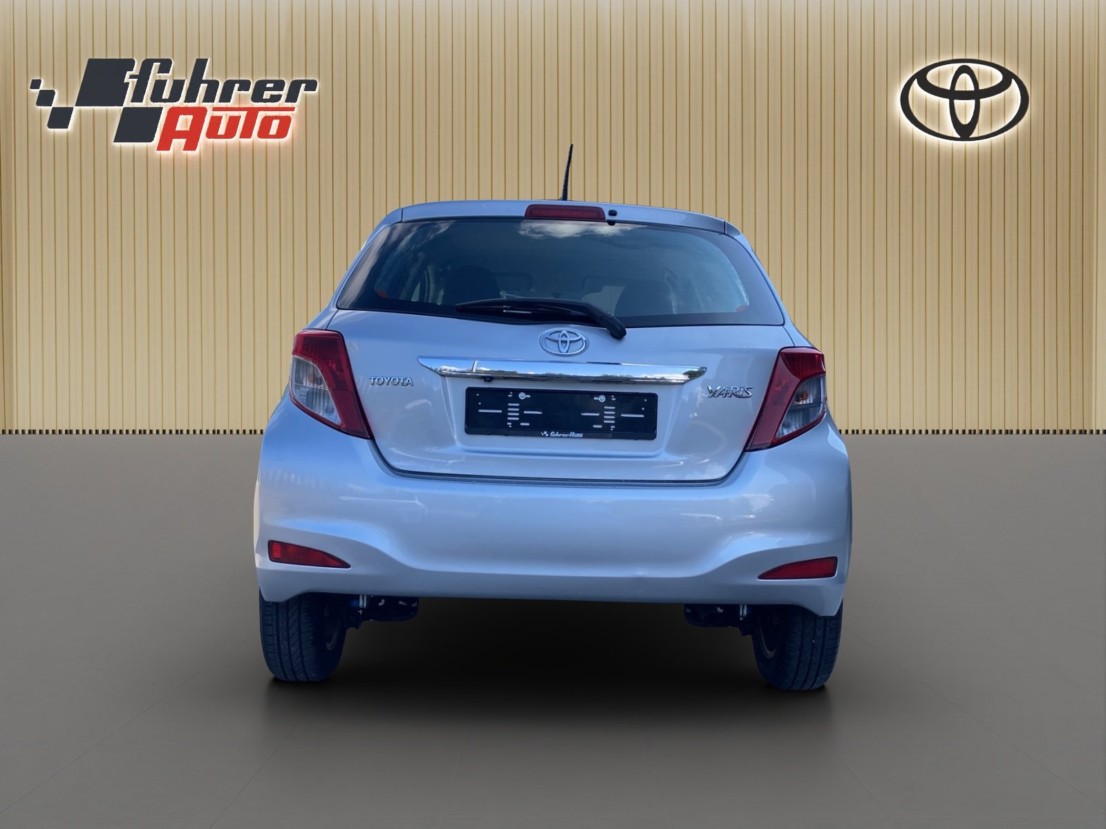 TOYOTA Yaris 1.33 VVT-i Sol MdS, Benzin, Occasion / Gebraucht, Automat - 7